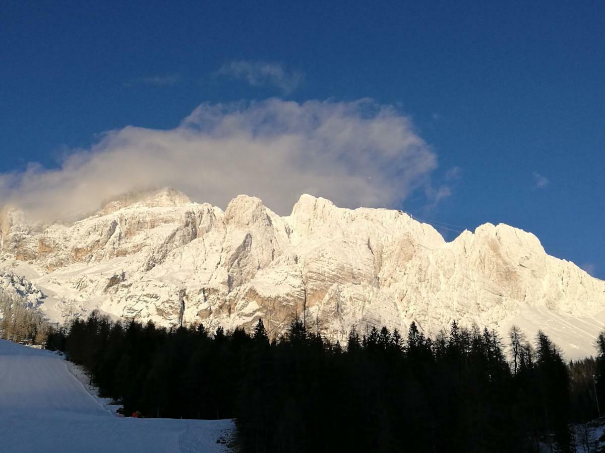 Daniela Apartment Cortina d'Ampezzo Exterior foto